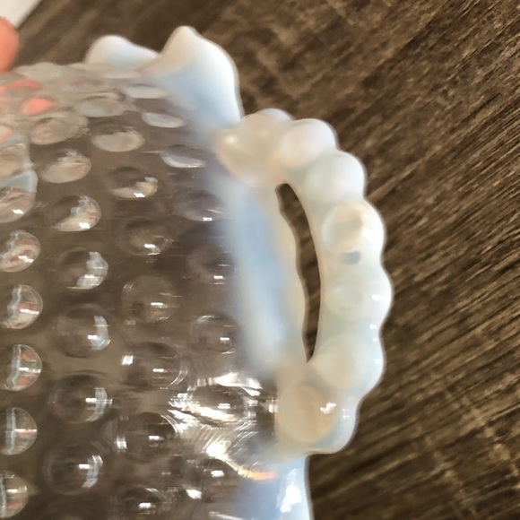 Vtg Hobnail Handled Bowl with Opal Rim - Picture 11 of 14